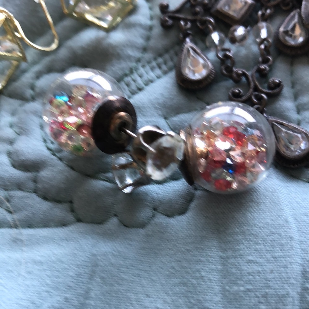 Earring bundle - Picture 6 of 7